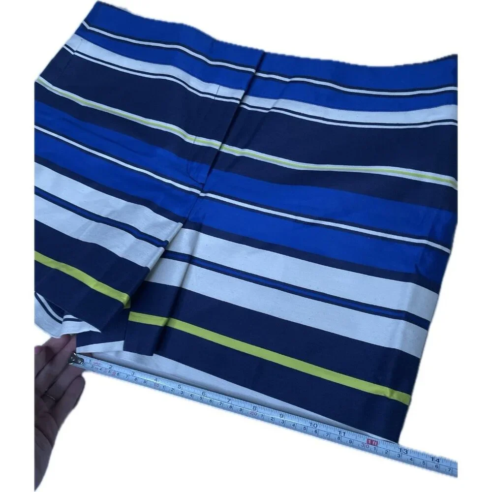 Ann Taylor LOFT women’s green White blue striped flat front shorts 12 L NWT - Picture 5 of 8